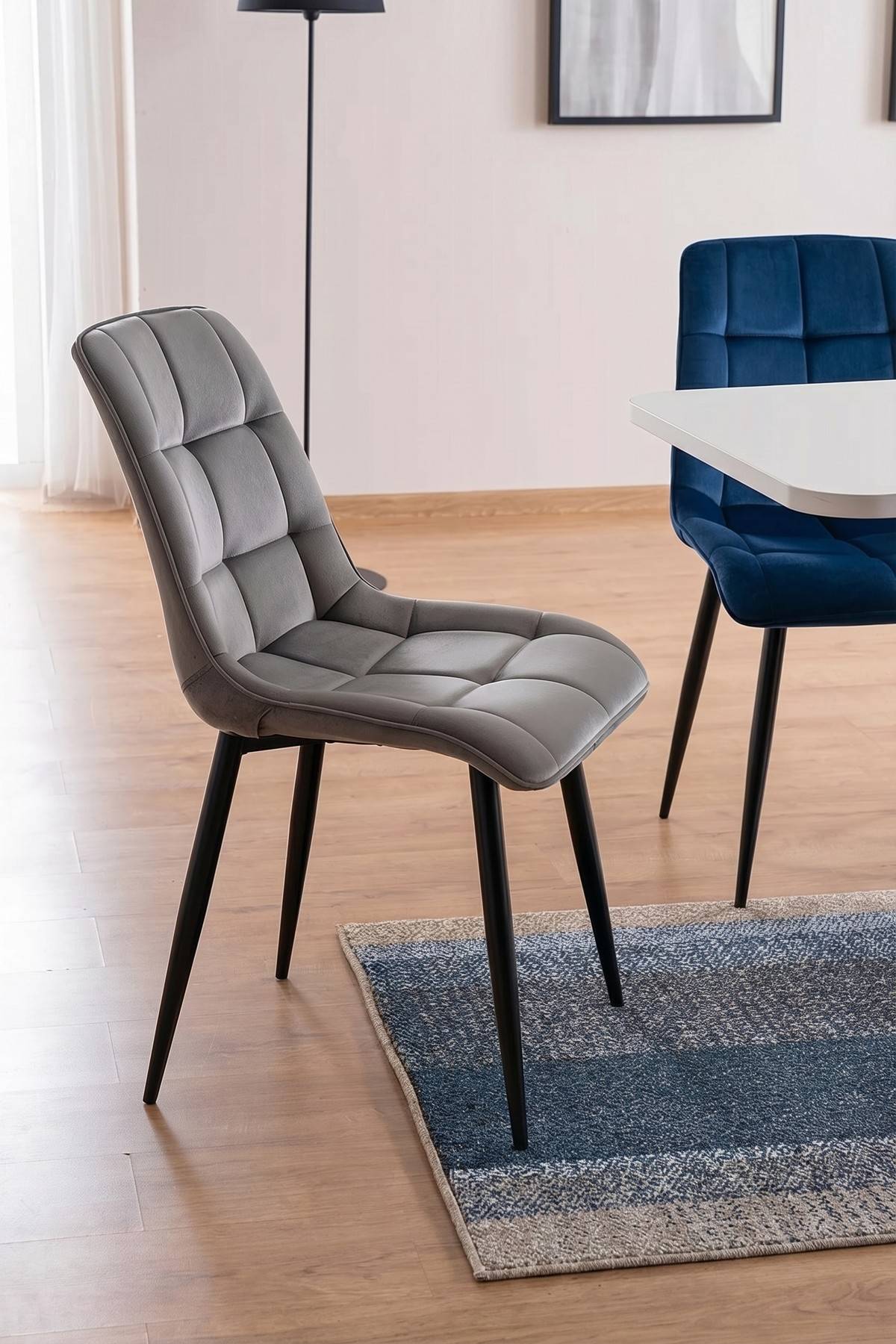 Stelvia Chair Velvet