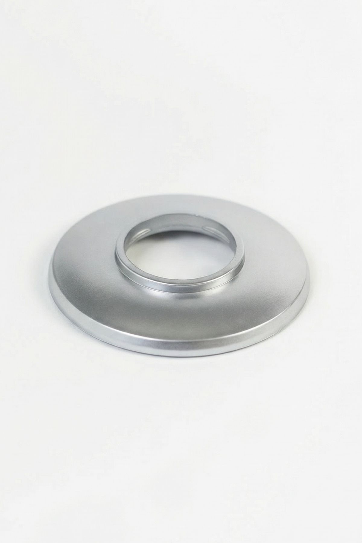 Csőrózsa PVC 18mm ezüst