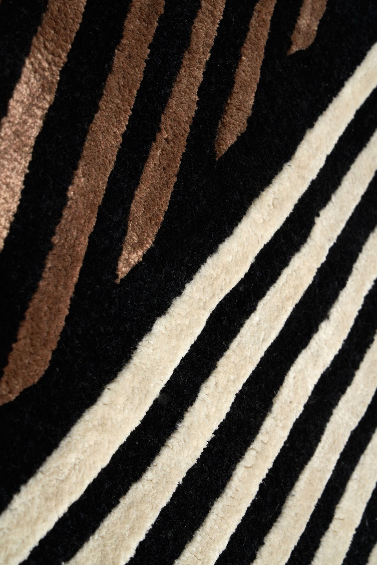 CarpetDeco Emerald Gold 200x300 – fekete, Kézzel készült