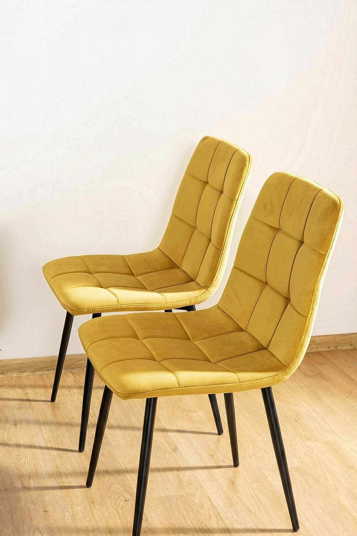 Pale Chair Velvet
