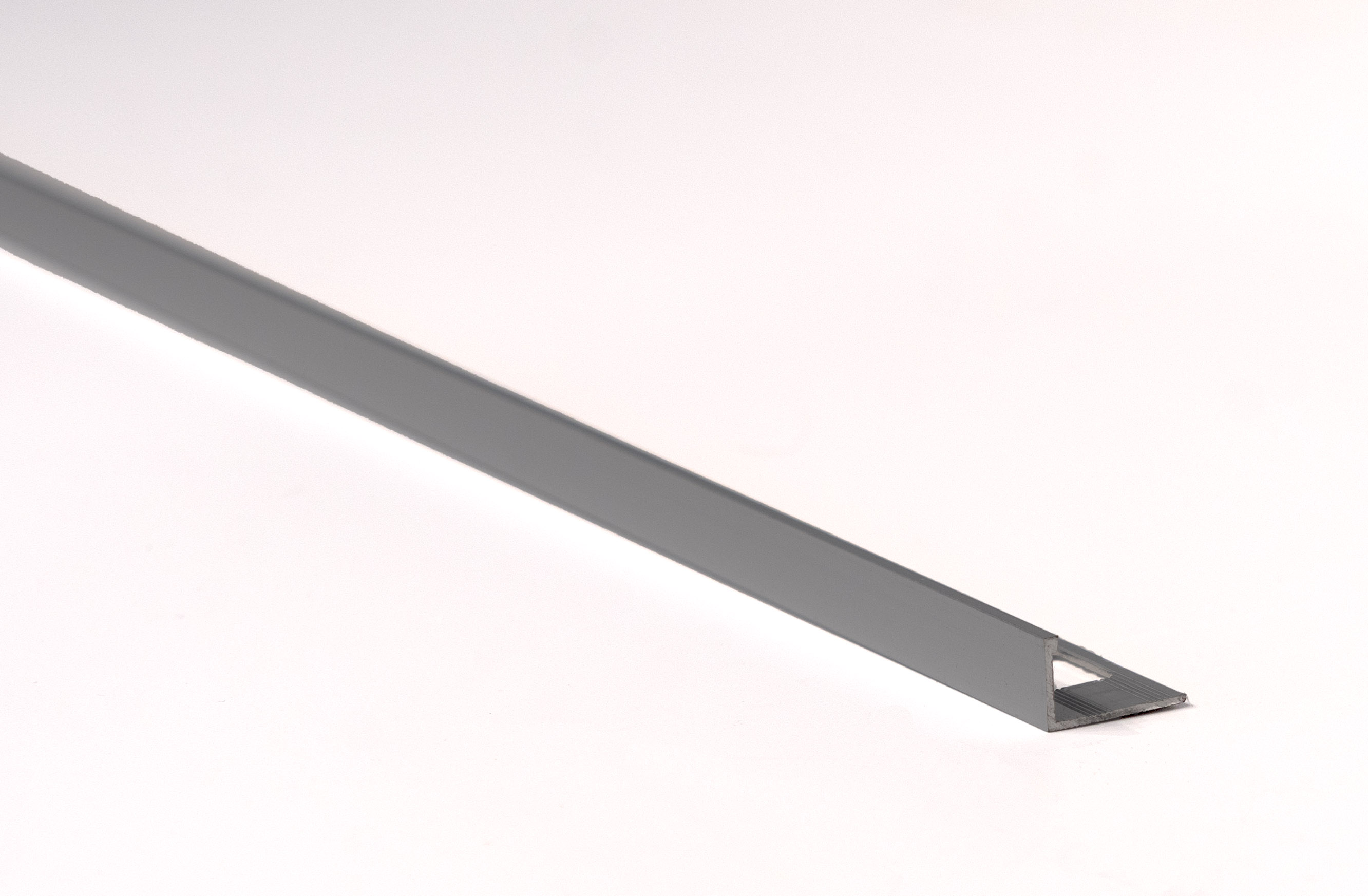 ProfiWall Plus ALU 10mm L profil elox ezüst 2,5M – Fém profilok