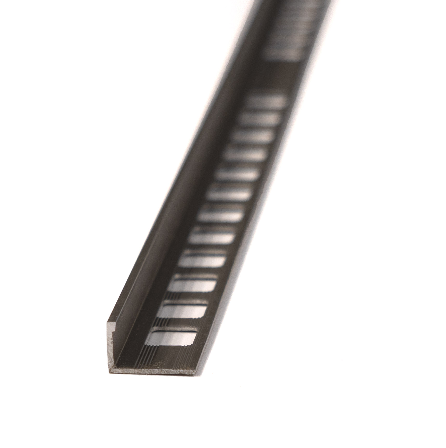 ProfiWall Plus ALU 10mm L profil elox titán 2,5M – Fém profilok