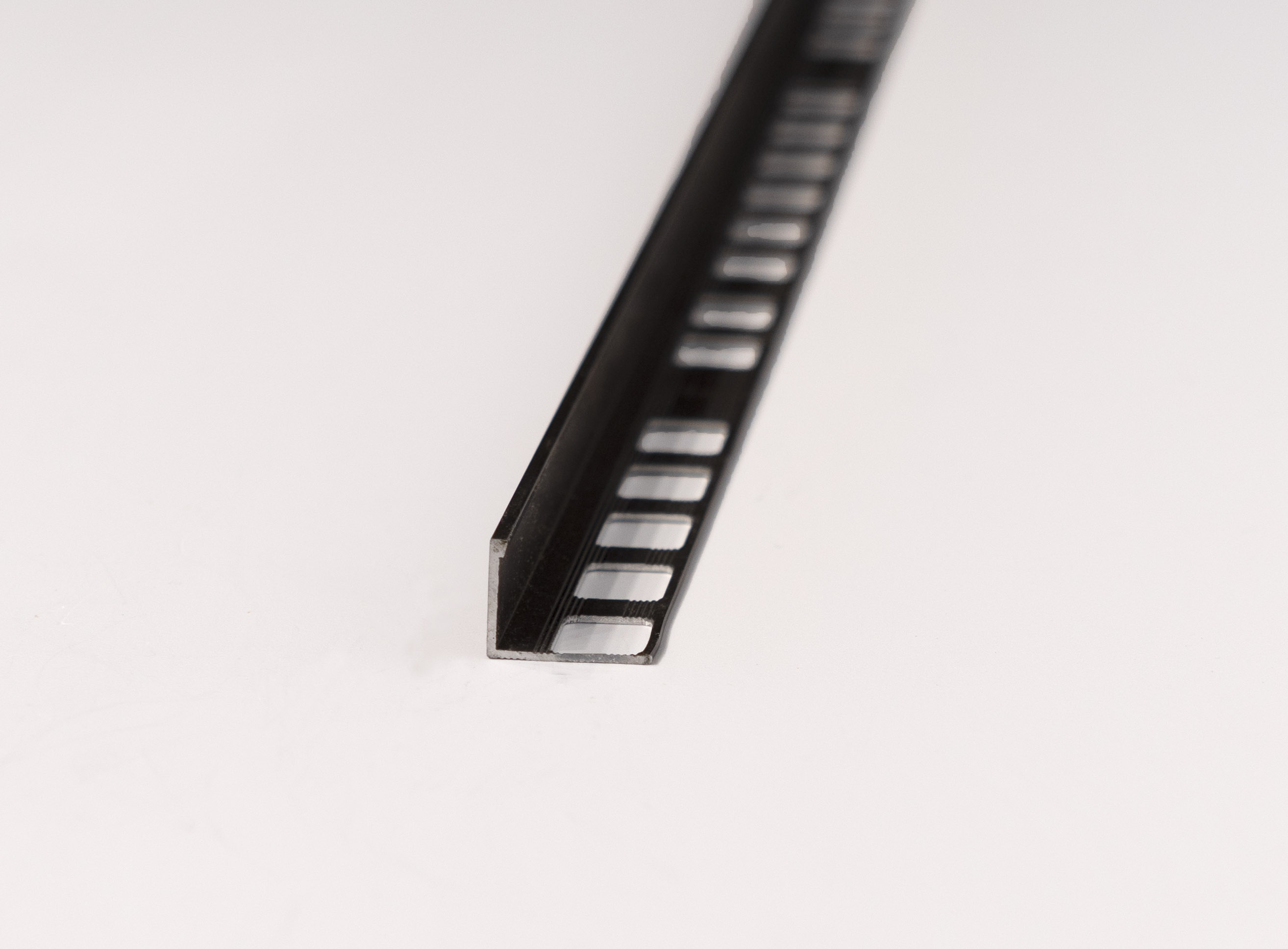 ProfiWall Plus ALU 12mm L profil elox bronz 2,5M – Fém profilok