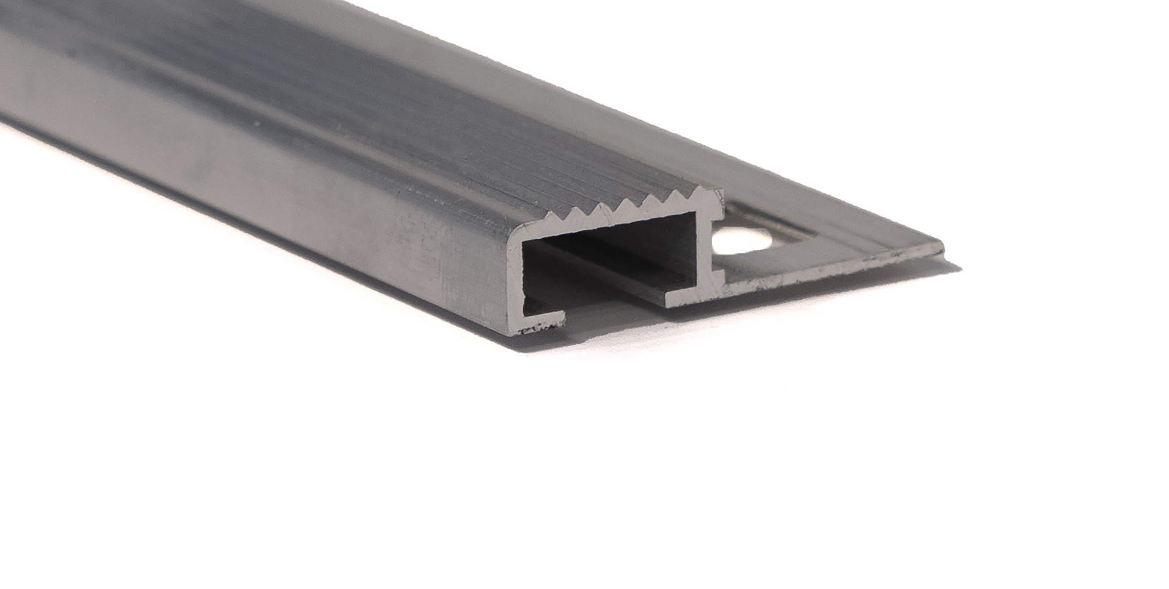 ProfiWall Plus ALU barázdált lépcső profil 8mm natúr 2,5M – Ezüst, Fém profilok