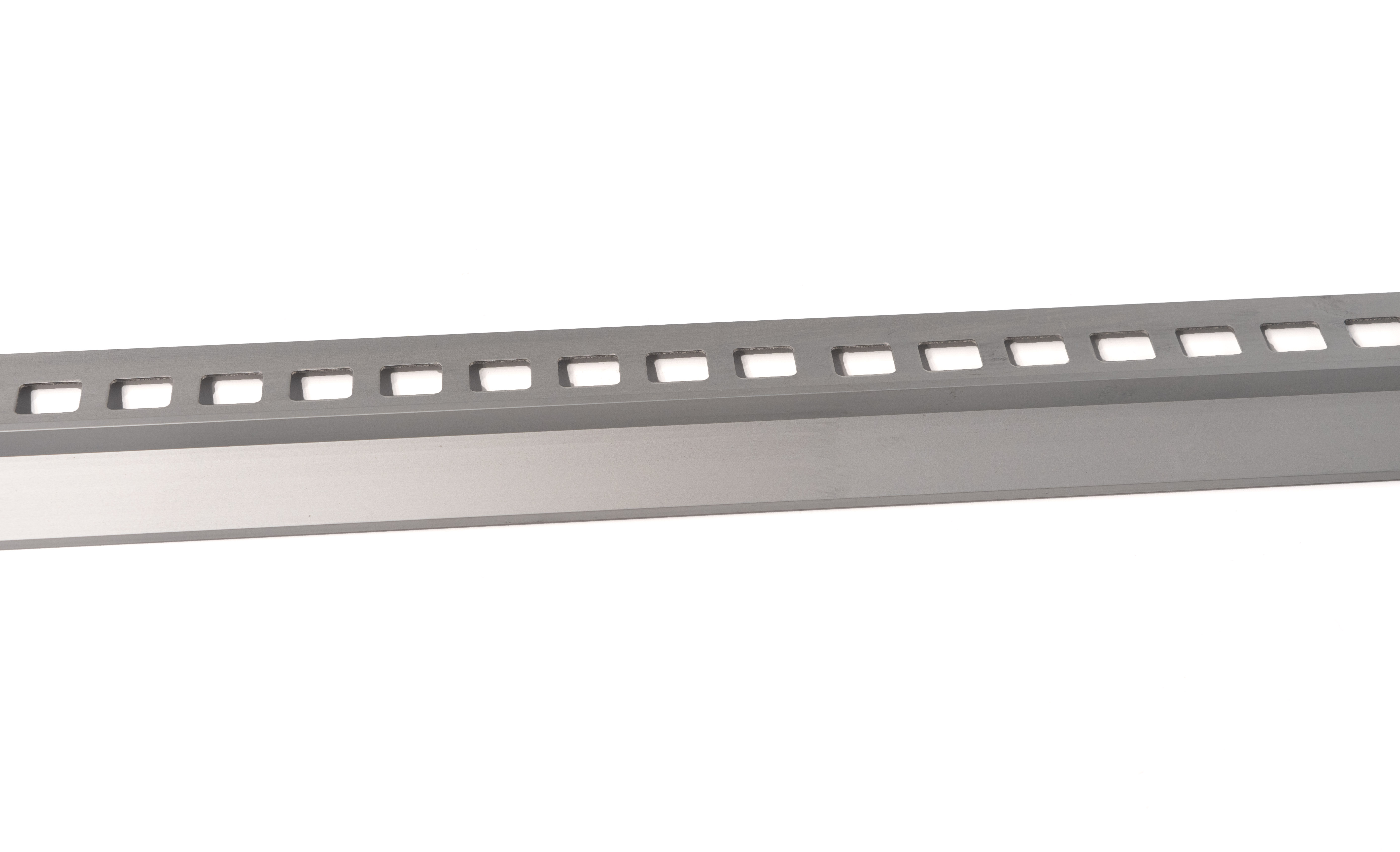 ProfiWall Plus ALU vízvető profil 8mm ezüst 2,5M – Fém profilok