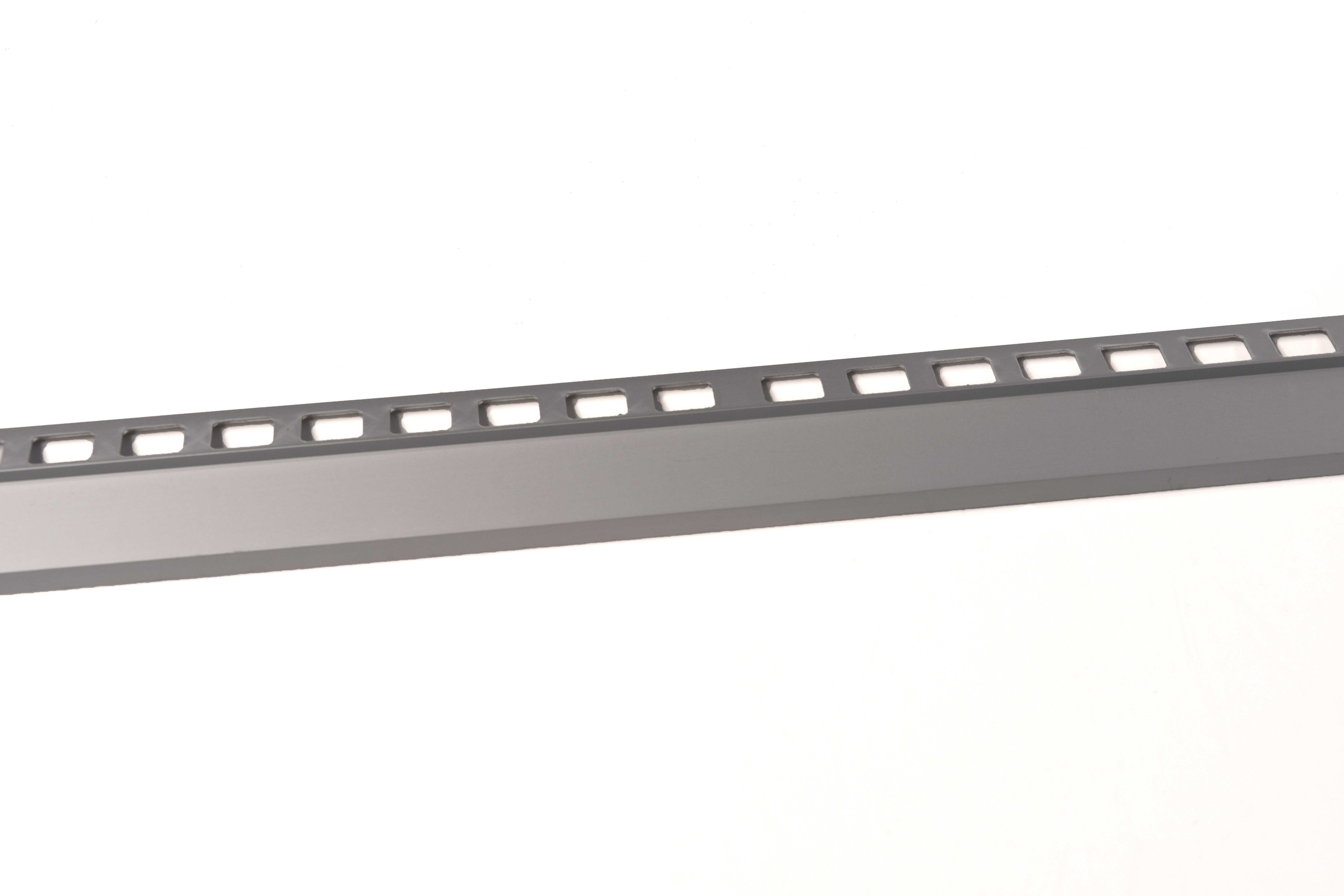 ProfiWall Plus ALU univerzális vízvető terasz profil ezüst 2,5M – Fém profilok