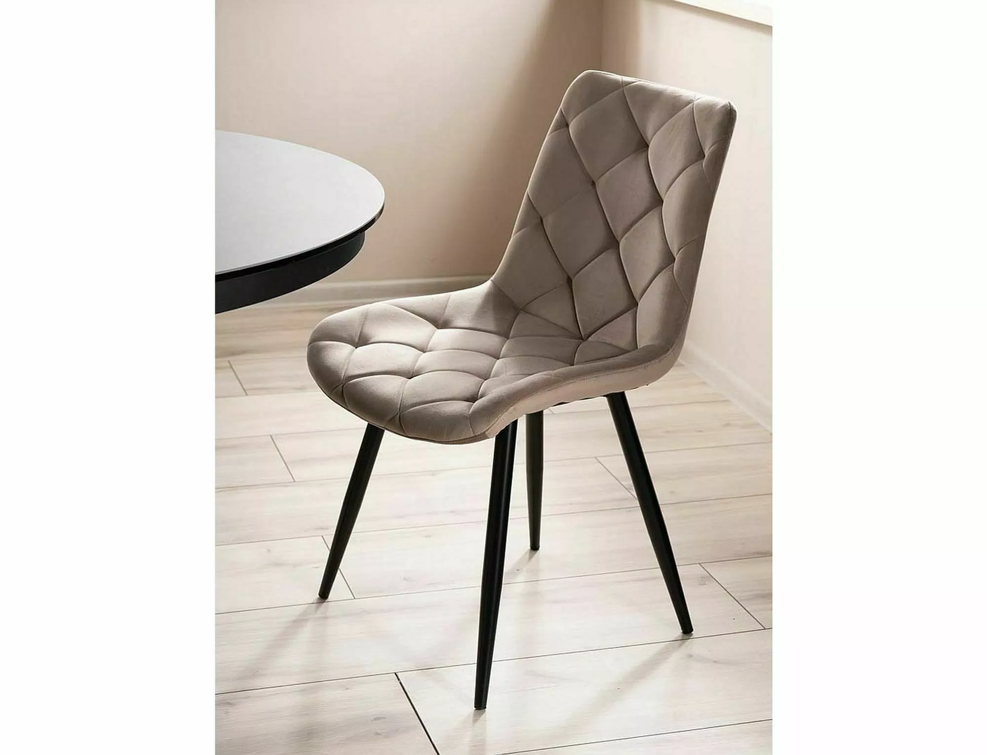Bristano Velvet