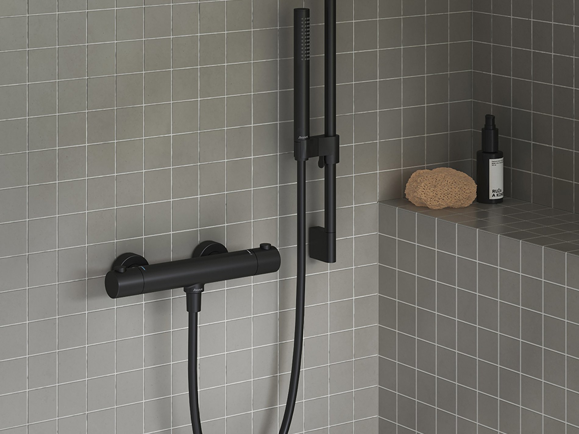 Ravak Zuhanygégecső 150 cm SatinFlex 913.23BL , fekete – Gégecsövek